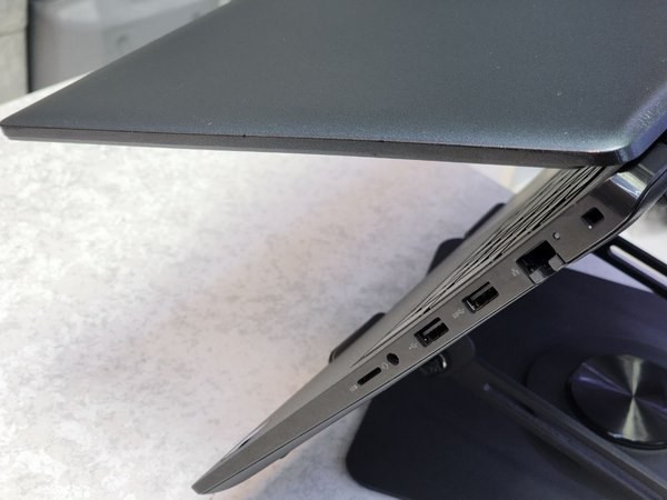 لپ تاپ دل Latitude 3520 با پردازنده Core i5 ظرفیت ۸ گیگابایت و ۲۵۶ گیگابایت SSD سایز ۱۵.۶ اینچ - کارکرده